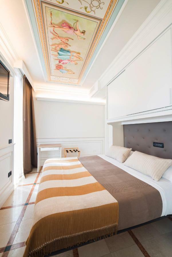 Opera Arte Rooms 雷卡纳蒂港 外观 照片